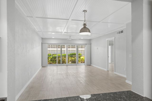 1864 SW Palm City Road Unit 103, Stuart, FL 34994