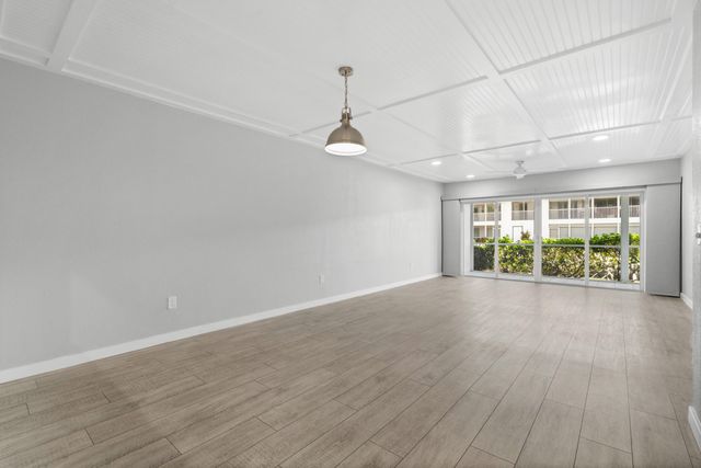1864 SW Palm City Road Unit 103, Stuart, FL 34994