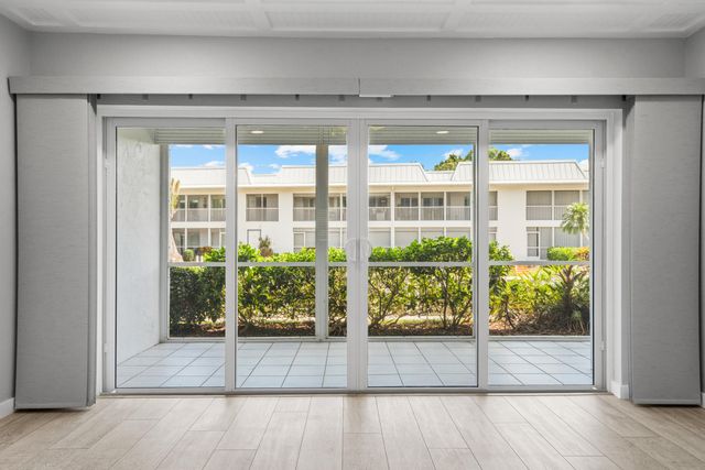 1864 SW Palm City Road Unit 103, Stuart, FL 34994