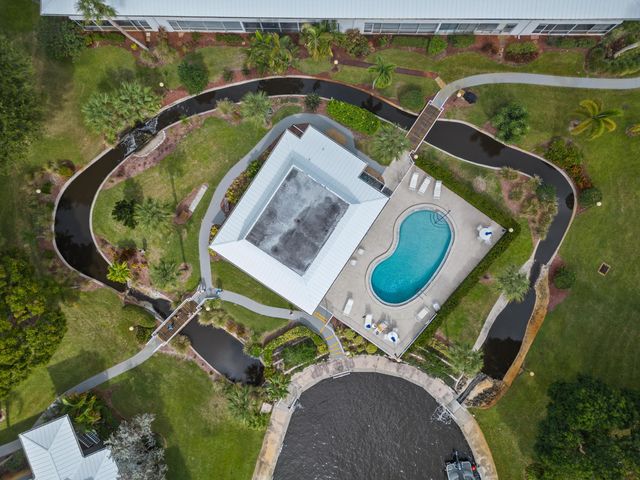 1864 SW Palm City Road Unit 103, Stuart, FL 34994