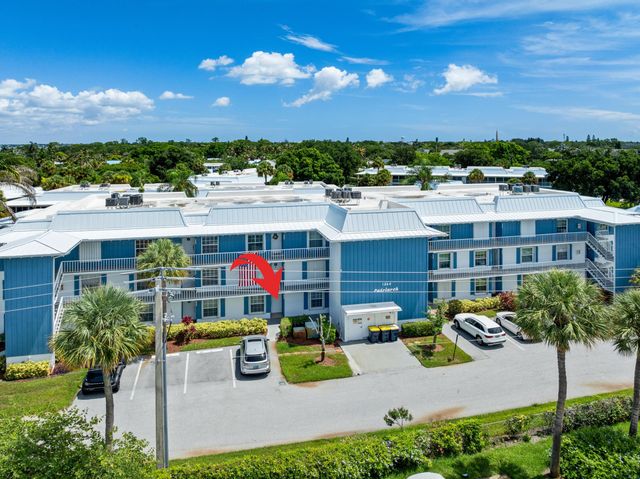 1864 SW Palm City Road Unit 103, Stuart, FL 34994