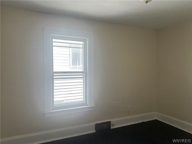 532 10th Street, Niagara Falls, NY 14301
