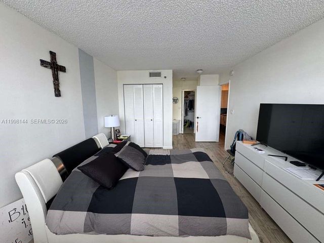 1200 Saint Charles Pl 321, Pembroke Pines, FL 33026