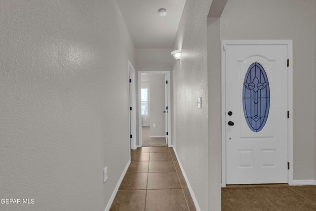 3261 LEAH POINT Lane, El Paso, TX 79938
