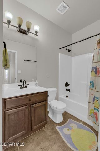 3261 LEAH POINT Lane, El Paso, TX 79938