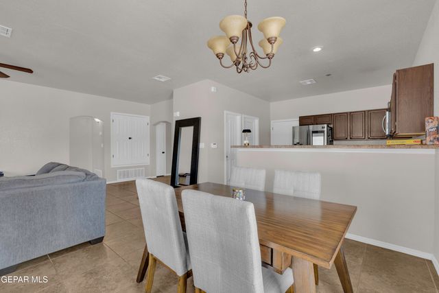 3261 LEAH POINT Lane, El Paso, TX 79938