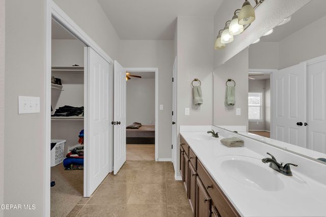 3261 LEAH POINT Lane, El Paso, TX 79938