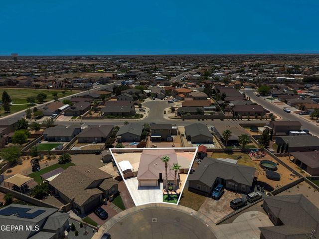 3261 LEAH POINT Lane, El Paso, TX 79938