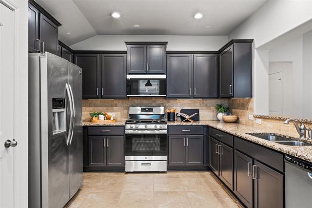 705 Schefer ST, Leander, TX 78641