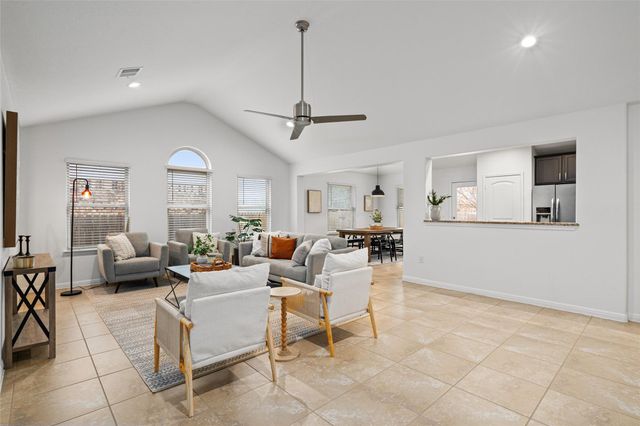 705 Schefer ST, Leander, TX 78641