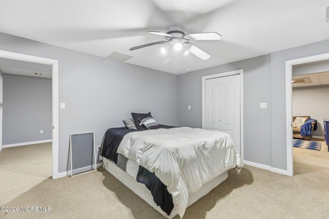 44 East Drive, Toms River, NJ 08753