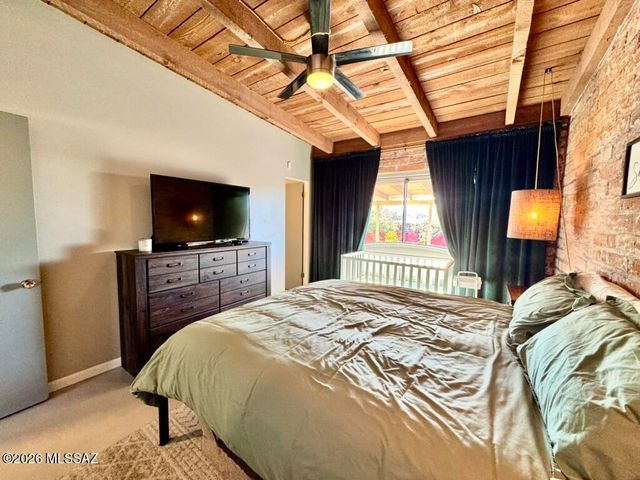 1981 W Khaibar Place, Tucson, AZ 85704