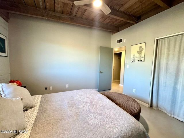 1981 W Khaibar Place, Tucson, AZ 85704