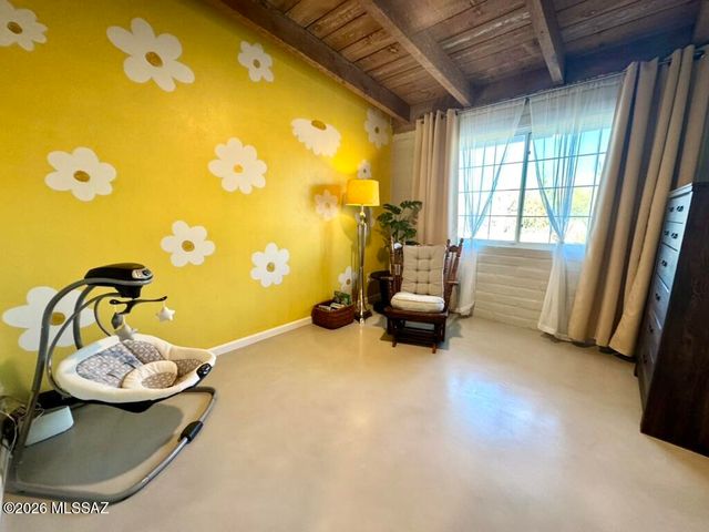 1981 W Khaibar Place, Tucson, AZ 85704