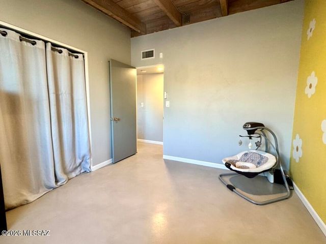 1981 W Khaibar Place, Tucson, AZ 85704