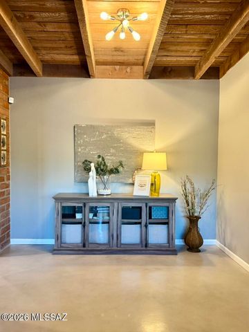 1981 W Khaibar Place, Tucson, AZ 85704