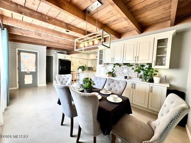 1981 W Khaibar Place, Tucson, AZ 85704