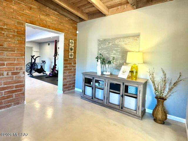 1981 W Khaibar Place, Tucson, AZ 85704