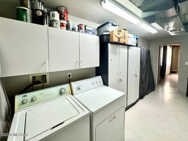 1981 W Khaibar Place, Tucson, AZ 85704