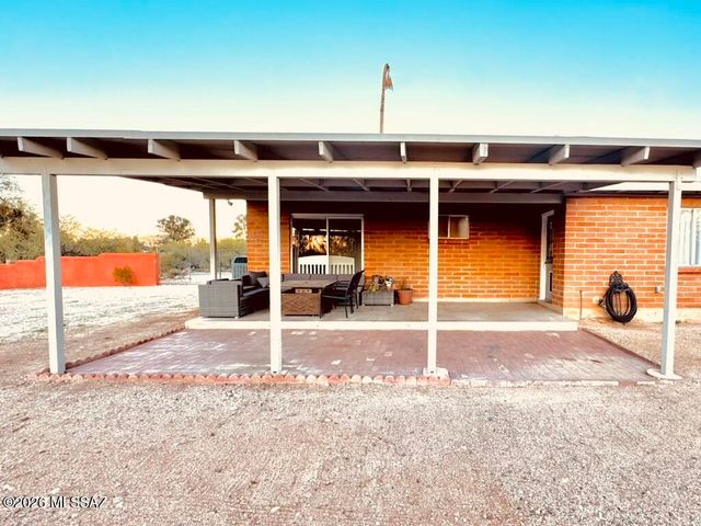1981 W Khaibar Place, Tucson, AZ 85704