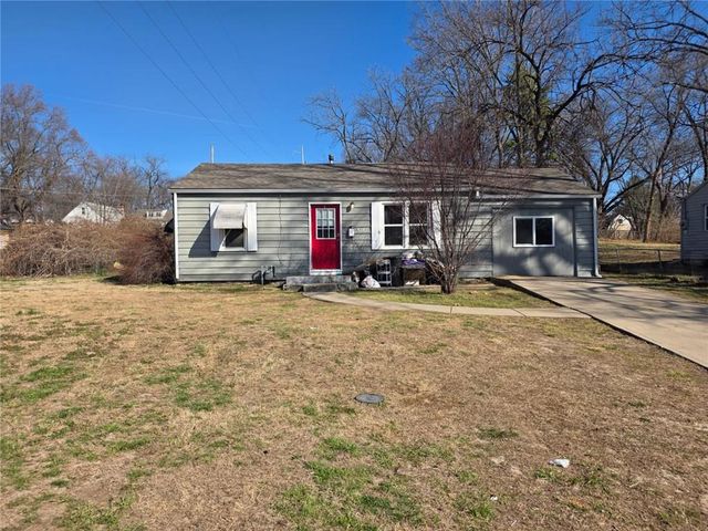 6260 LATHROP Avenue, Kansas City, KS 66104