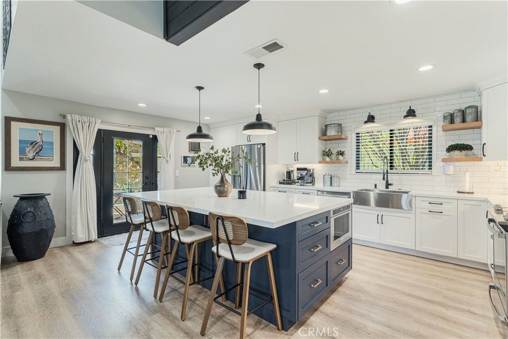 Image 19 of property listing at 30511 Greenbrook Place, Canyon Lake, CA 92587