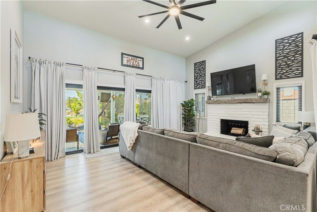 Image 21 of property listing at 30511 Greenbrook Place, Canyon Lake, CA 92587