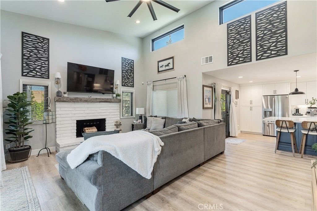 Image 22 of property listing at 30511 Greenbrook Place, Canyon Lake, CA 92587