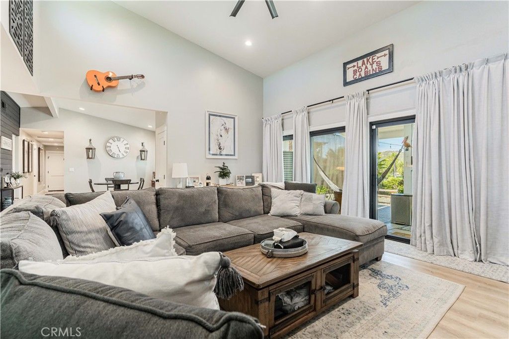 Image 25 of property listing at 30511 Greenbrook Place, Canyon Lake, CA 92587