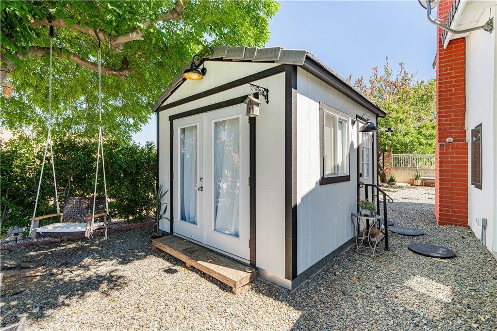 Image 41 of property listing at 30511 Greenbrook Place, Canyon Lake, CA 92587