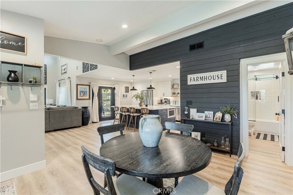 Image 9 of property listing at 30511 Greenbrook Place, Canyon Lake, CA 92587