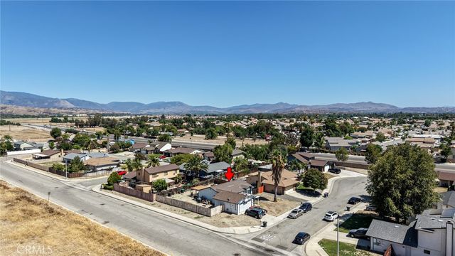 1165 Timpanogus Court, San Jacinto, CA 92583