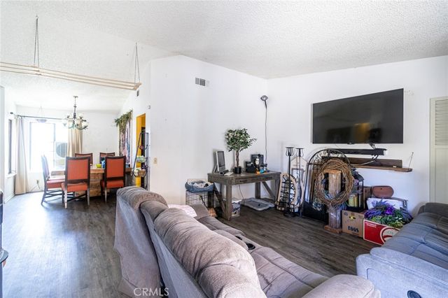1165 Timpanogus Court, San Jacinto, CA 92583