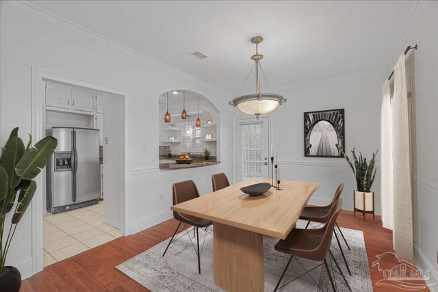 109 Calle De Santiago Ct, Pensacola, FL 32502