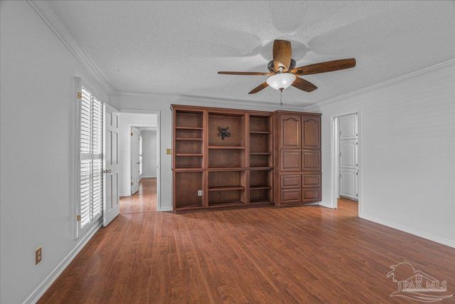 109 Calle De Santiago Ct, Pensacola, FL 32502