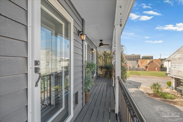 109 Calle De Santiago Ct, Pensacola, FL 32502