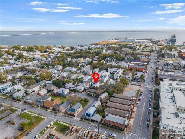 109 Calle De Santiago Ct, Pensacola, FL 32502