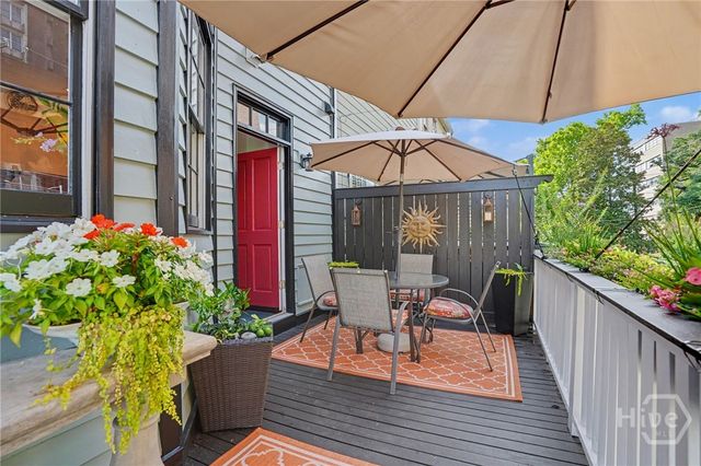 313 E Jones Street, Savannah, GA 31401