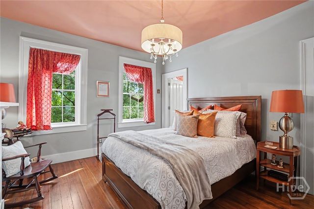 313 E Jones Street, Savannah, GA 31401