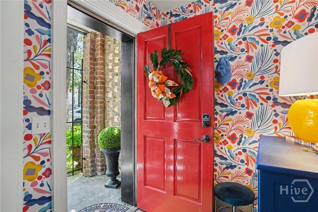 313 E Jones Street, Savannah, GA 31401