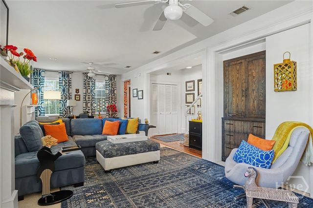 313 E Jones Street, Savannah, GA 31401