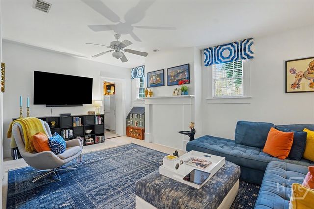 313 E Jones Street, Savannah, GA 31401