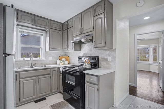 1007 Wesley Drive, Broken Arrow, OK 74012