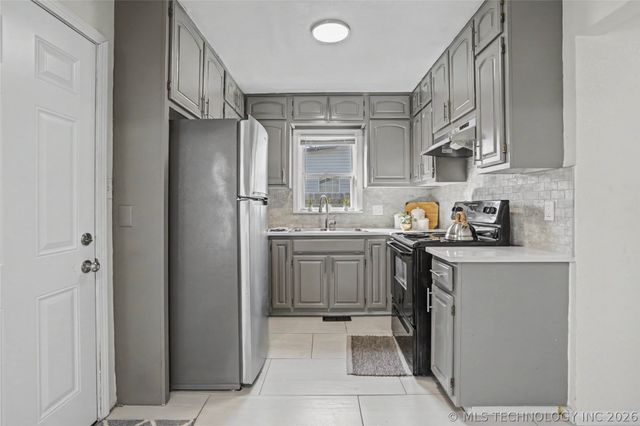 1007 Wesley Drive, Broken Arrow, OK 74012