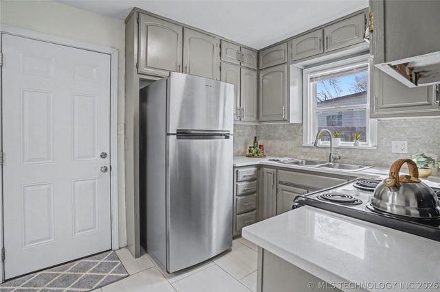 1007 Wesley Drive, Broken Arrow, OK 74012