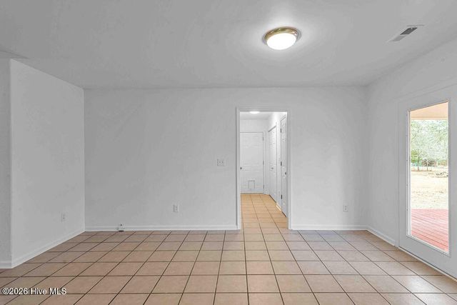 381 Nc Hwy 172, Hubert, NC 28539