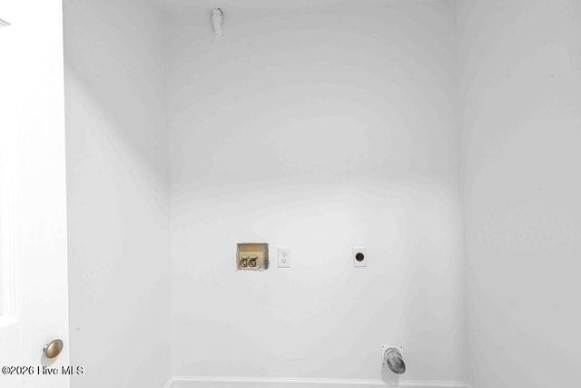 381 Nc Hwy 172, Hubert, NC 28539