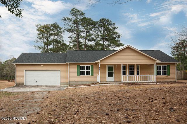 381 Nc Hwy 172, Hubert, NC 28539