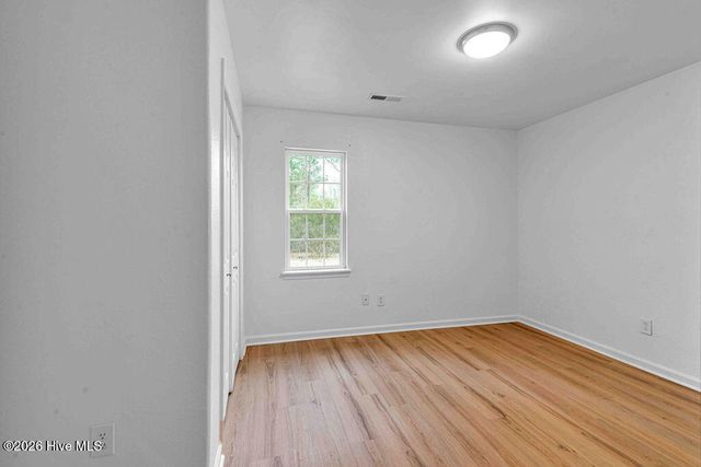 381 Nc Hwy 172, Hubert, NC 28539