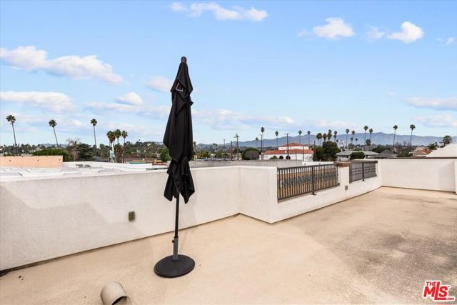 127 S Boeing Lane, Los Angeles, CA 90042